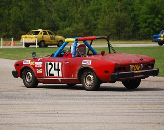 Illustration for article titled The Top 77 Lemons of the 24 Hours of LeMons South Spring 2010